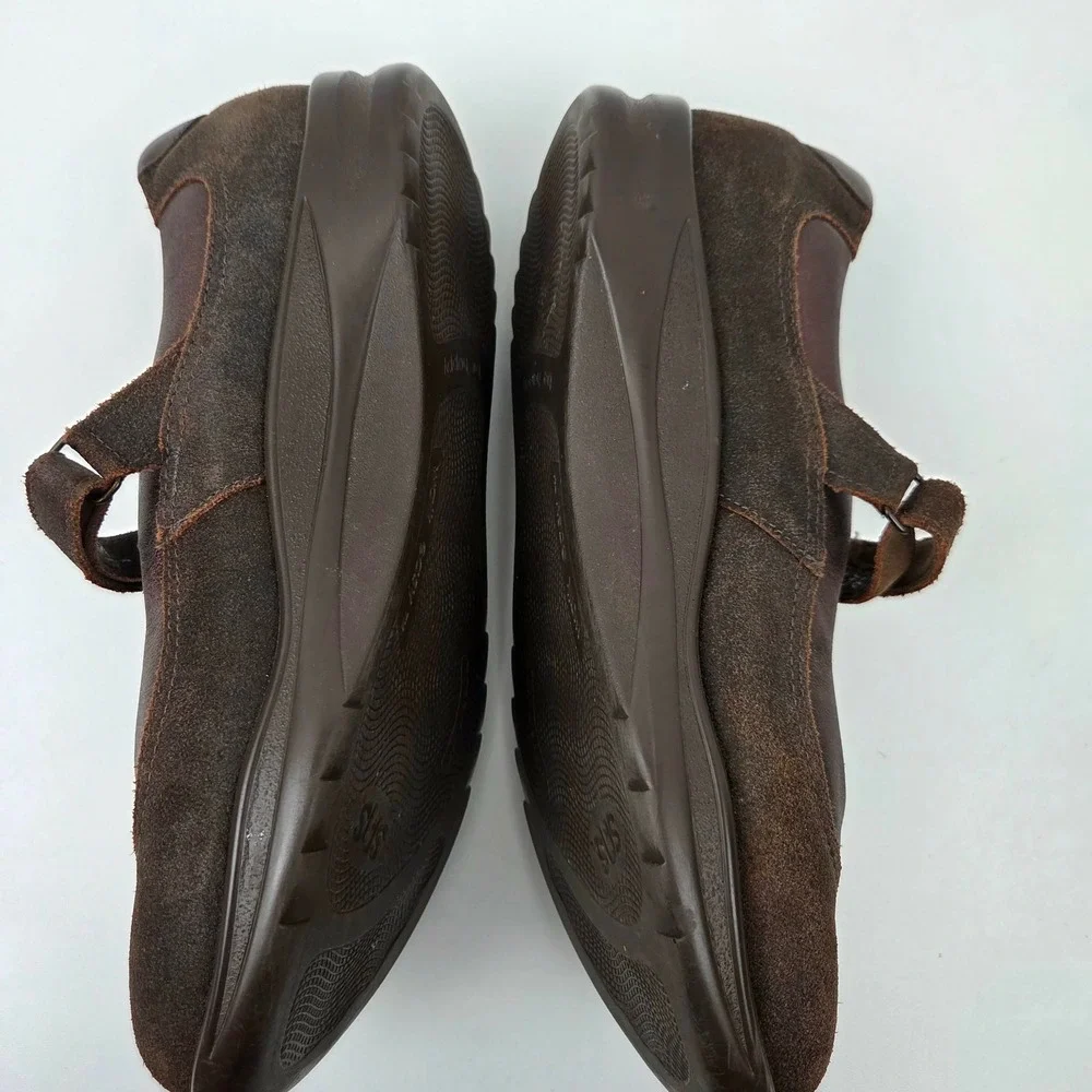 SAS EZ Strap‎ Step Out Mary Jane Comfort Shoes Brown Suede Leather Women 9.5